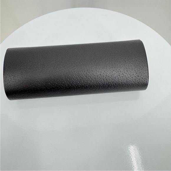 Burberry Black Leather Glasses Sunglasses Hard Shell Case - Picture 4 of 5